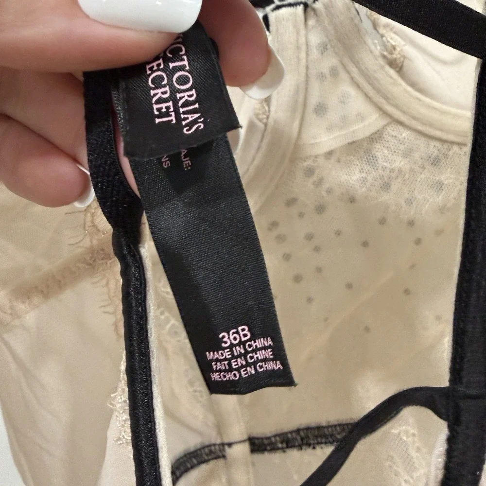 Victoria's Secret Cream and Black Shapewear - Picture 6 of 7